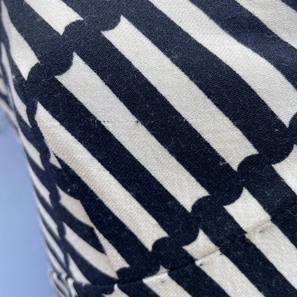 Versace Versus geometric wool A frame shift dress, size IT42 (US 6) - Picture 9 of 15